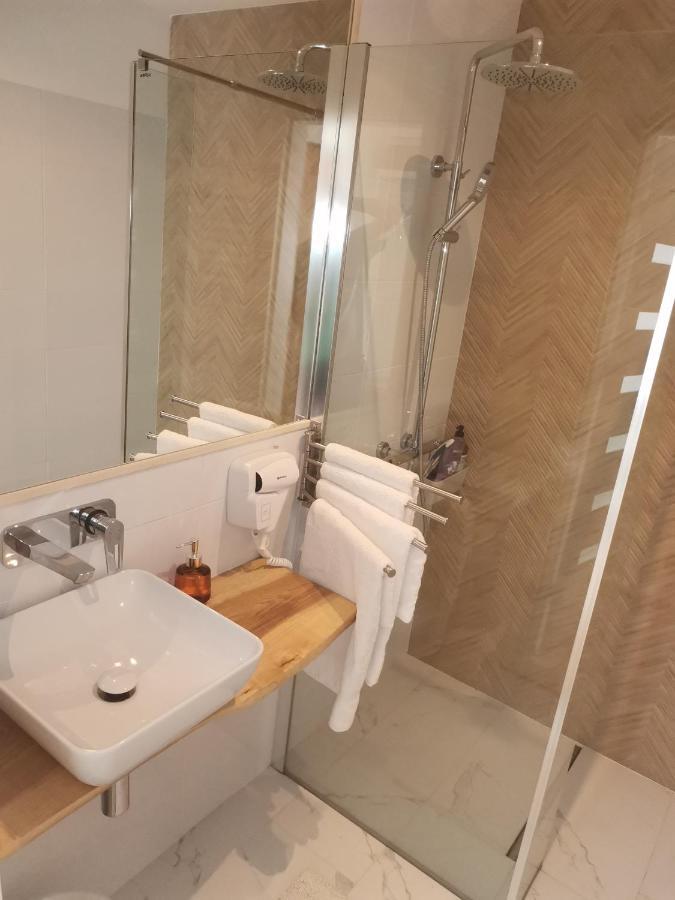 Motyl Apartamenty Studio Lub Pokoj Z Lazienka بيتوم المظهر الخارجي الصورة
